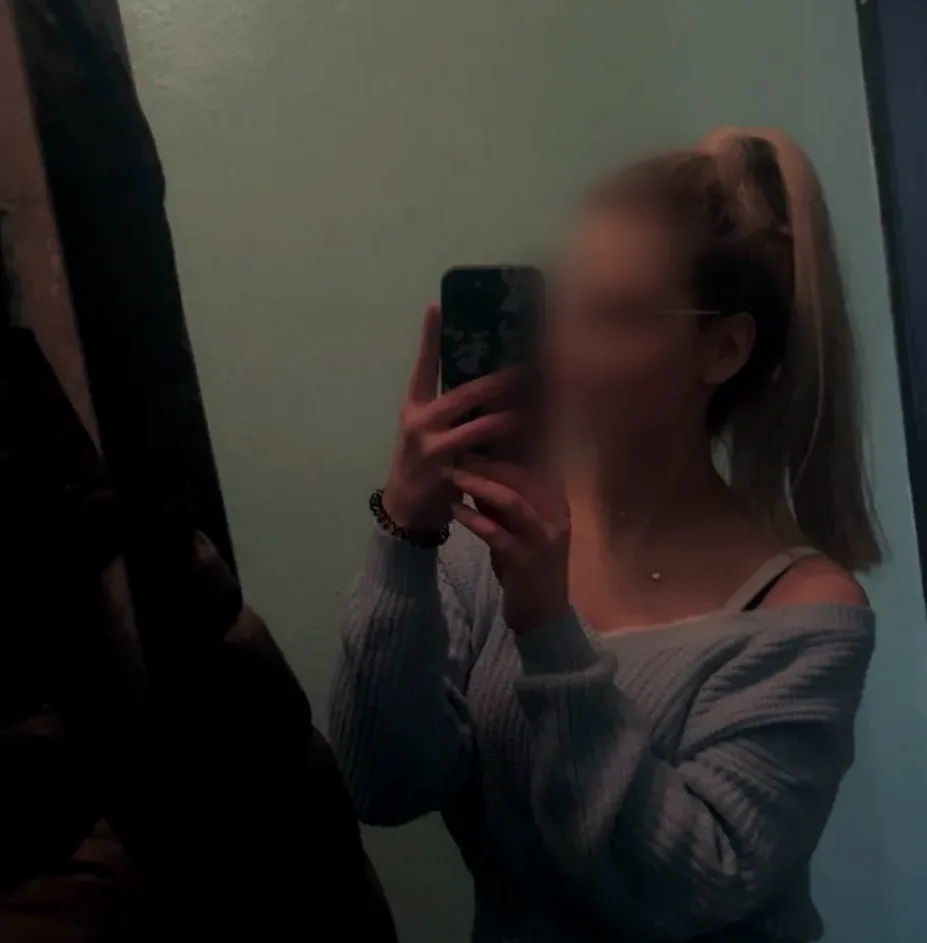 Linda, 26